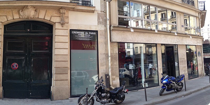 Hôtel De Villeroy, Rue Des Dechargeurs Entrance